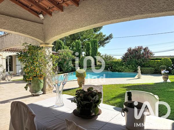 Maison à vendre 7 pièces 220 m² Allauch
