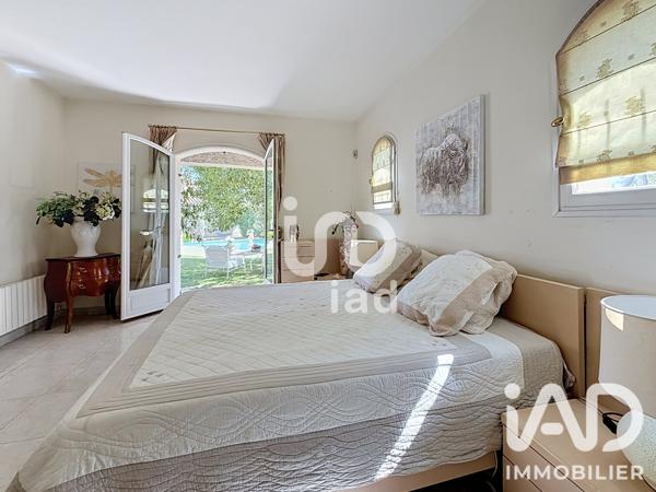 Maison à vendre 7 pièces 220 m² Allauch