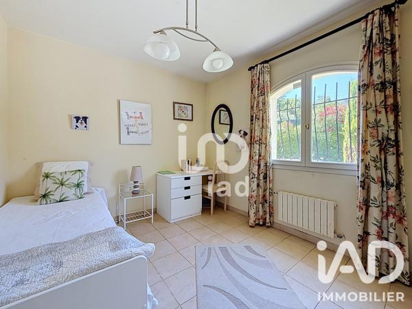 Maison à vendre 7 pièces 220 m² Allauch