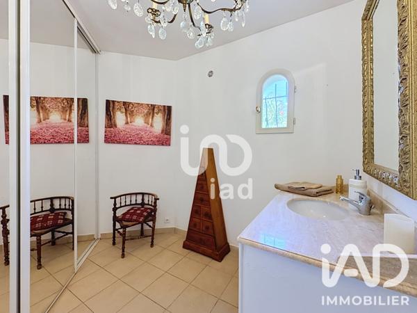 Maison à vendre 7 pièces 220 m² Allauch