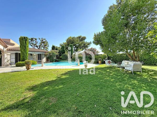 Maison à vendre 7 pièces 220 m² Allauch