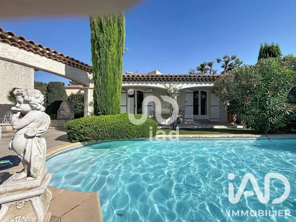 Maison à vendre 7 pièces 220 m² Allauch