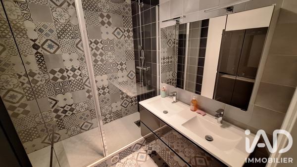 Appartement à vendre 6 pièces 94 m² Le Chesnay-Rocquencourt