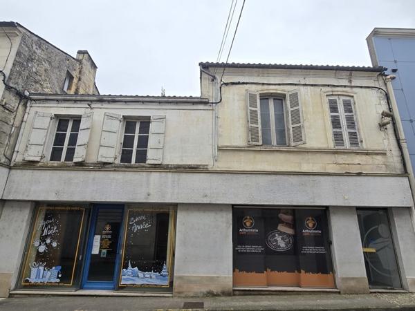 Immeuble à vendre |  Jonzac |  205 m²