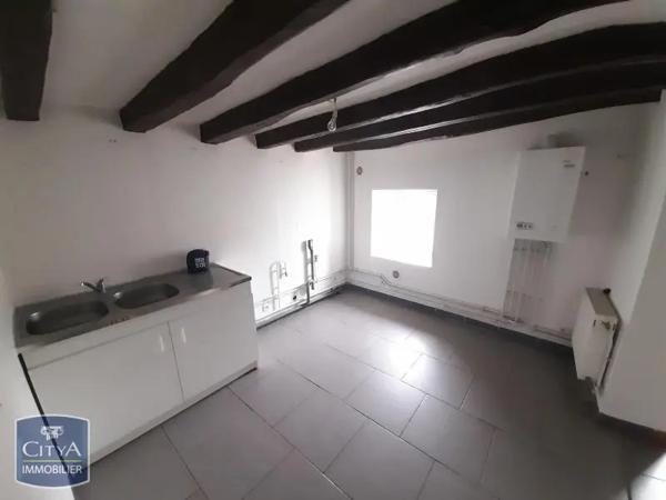 Appartement à louer 3 pièces 77.87m² Carignan (08110)