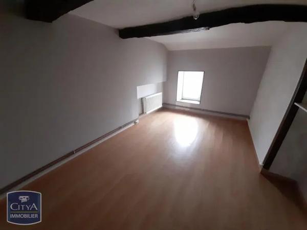 Appartement à louer 3 pièces 77.87m² Carignan (08110)