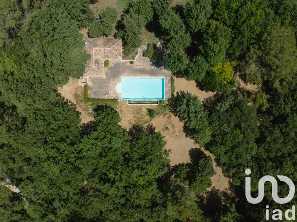 Maison à vendre 7 pièces 246 m² Saint-Maximin-la-Sainte-Baume