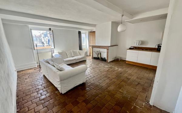 Appartement à louer    2 pièces • 60,55 m2 Lyon 1