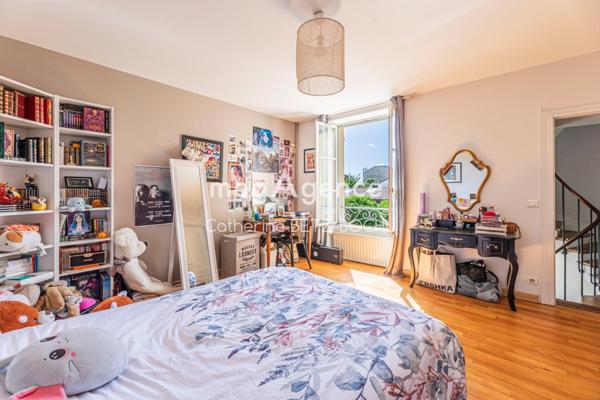 Maison à DEUIL-LA-BARRE, 95170 - 7 pièces 156m²