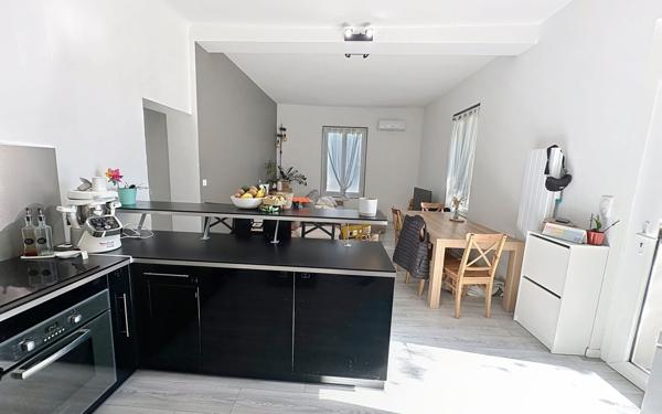 Appartement à vendre    3 pièces • 74 m2 Villeneuve-lès-Avignon