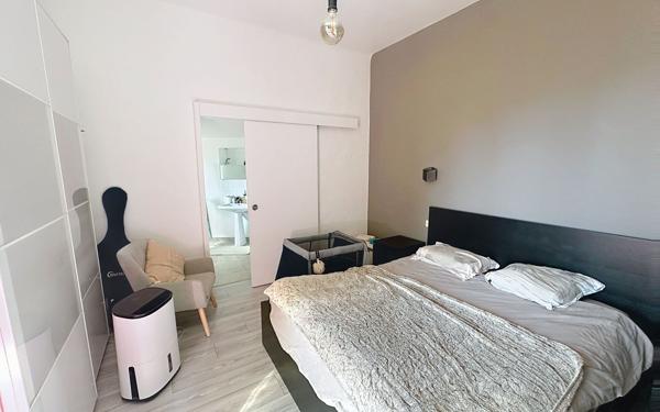 Appartement à vendre    3 pièces • 74 m2 Villeneuve-lès-Avignon