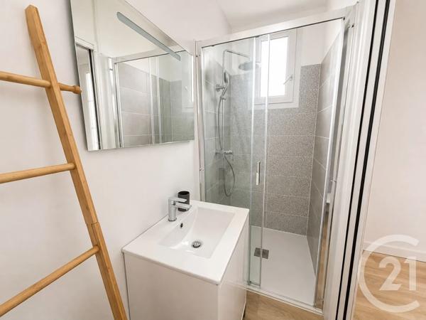 Maison à vendre  7 pièces - 86,77 m 2   FONTAINEBLEAU  - 77