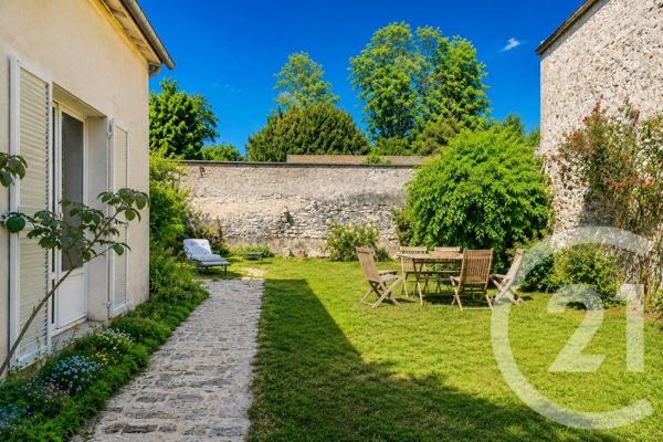 Maison à vendre  7 pièces - 86,77 m 2   FONTAINEBLEAU  - 77