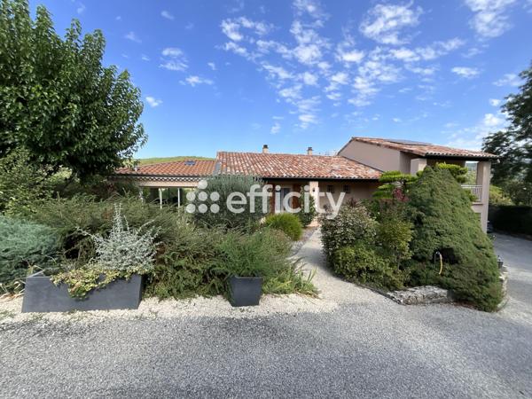 Maison
         7 pièces
        - 167 m² 349 000 € *