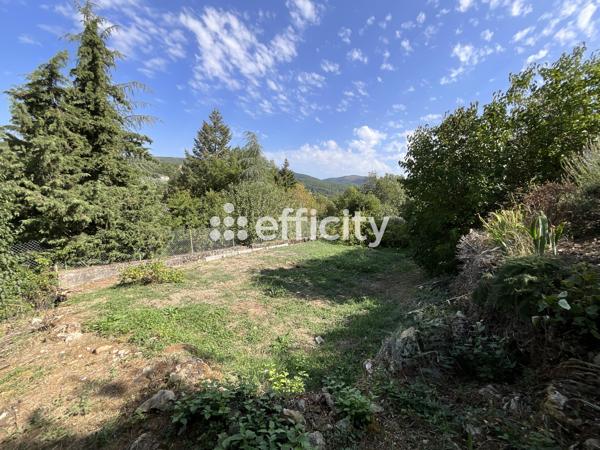 Maison
         7 pièces
        - 167 m² 349 000 € *