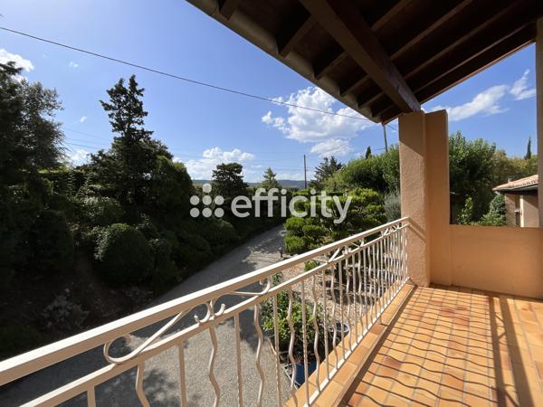 Maison
         7 pièces
        - 167 m² 349 000 € *