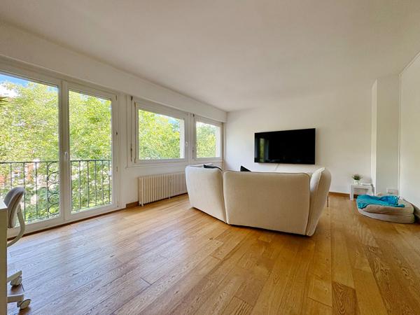 Très bel appartement de type 2, La Madeleine/ Botanique de 59 m² La madeleine Très bel appartement de type 2, La Madeleine/ Botanique de 59 m² La madeleine