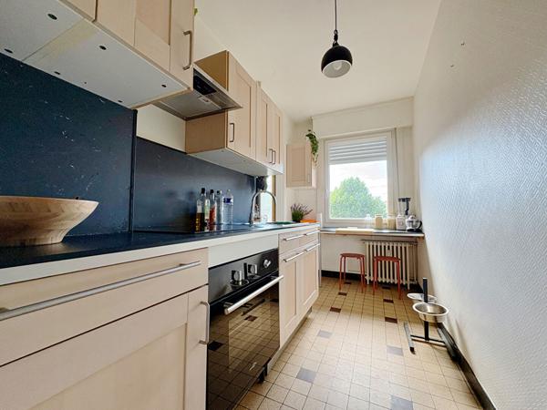 Très bel appartement de type 2, La Madeleine/ Botanique de 59 m² La madeleine Très bel appartement de type 2, La Madeleine/ Botanique de 59 m² La madeleine