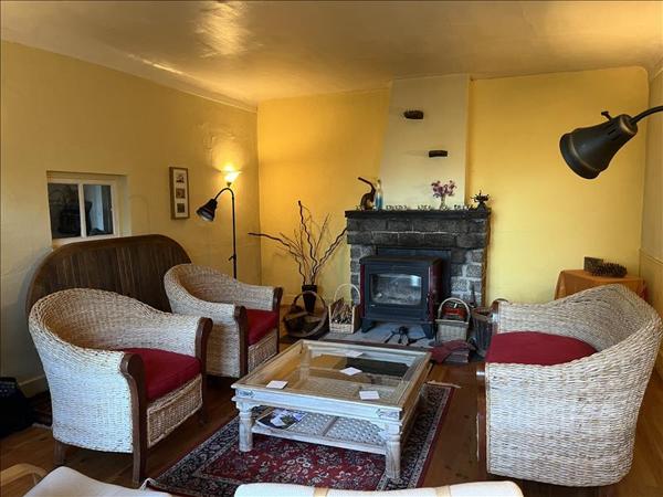 Maison à vendre |  Saint-Dizier-Leyrenne |  7 pièces | 188 m²