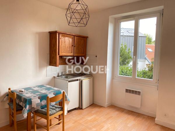 Appartement 1 pièce quartier Butte Sainte-Anne (16,75m²)