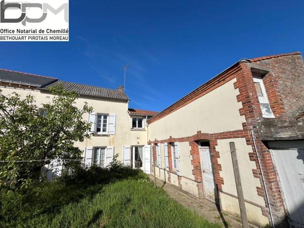Maison à vendre à Chemillé-en-Anjou dans le Maine-et-Loire (49120), ref : 49062/812