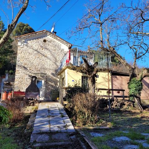 Dpt Gard (30), à vendre ALES Menudiere maison en pierre 134 m² sur terrain de 2200 m²
