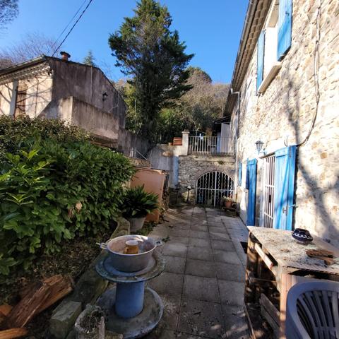Dpt Gard (30), à vendre ALES Menudiere maison en pierre 134 m² sur terrain de 2200 m²