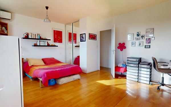 Maison à vendre    3 pièces • 115 m2 Toulouse