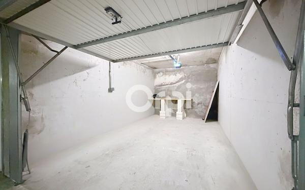 Stationnement à vendre
