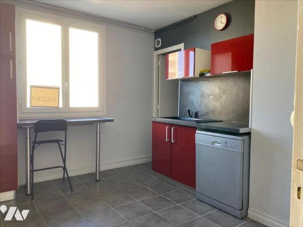 Centre Ville Appartement de Type 4 au 2ème étage