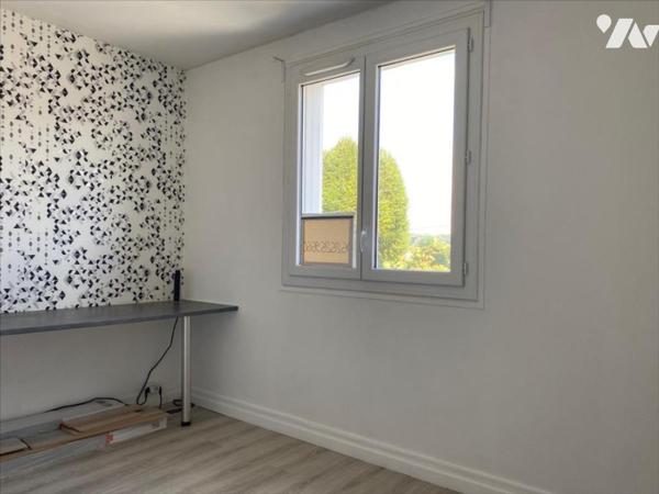 Centre Ville Appartement de Type 4 au 2ème étage
