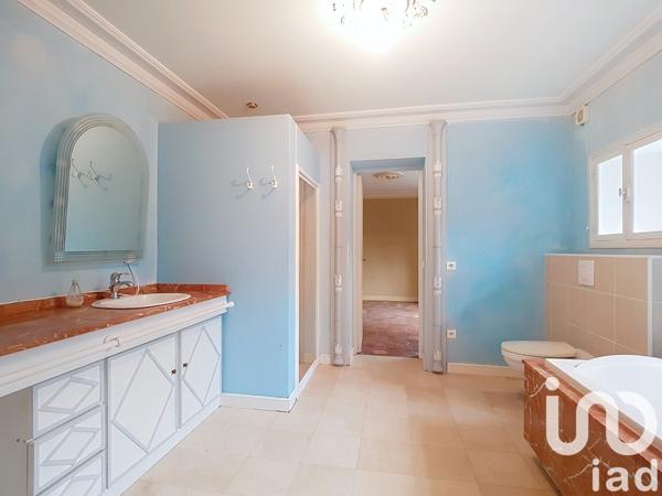 Maison 9 pièces de 212 m² à Montargis (45200)