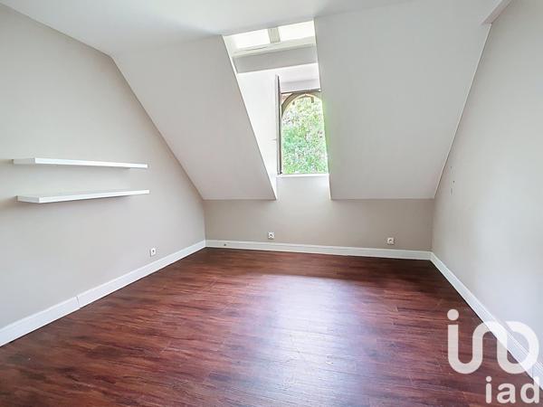 Maison 9 pièces de 212 m² à Montargis (45200)