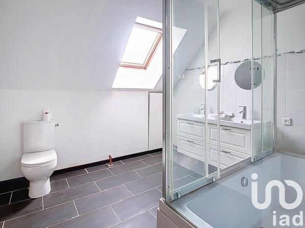 Maison 9 pièces de 212 m² à Montargis (45200)