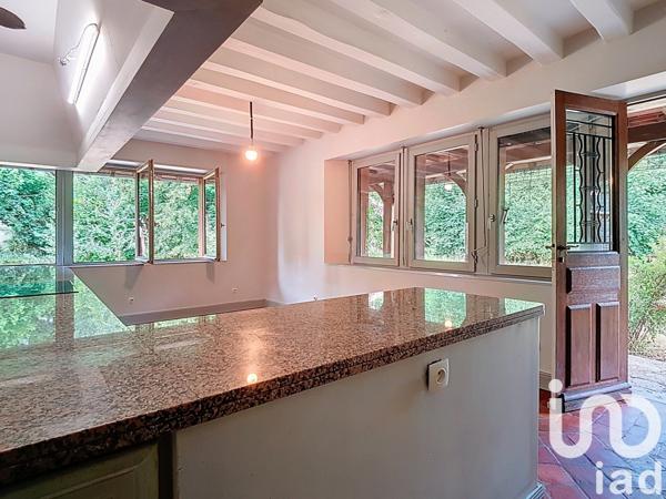 Maison 9 pièces de 212 m² à Montargis (45200)