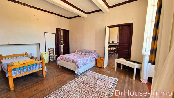 Maison à vendre 14 pièces de 560 m²