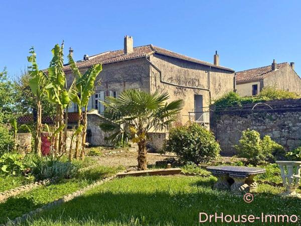 Maison à vendre 14 pièces de 560 m²
