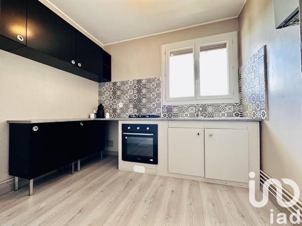 Appartement à vendre 2 pièces 54 m² Saint-Jean-de-la-Ruelle