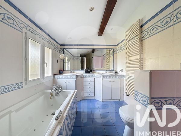 Maison à vendre 7 pièces 211 m² Seilh