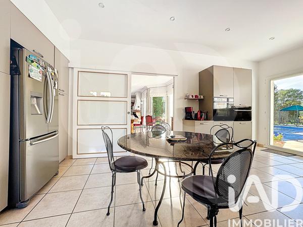 Maison à vendre 7 pièces 211 m² Seilh