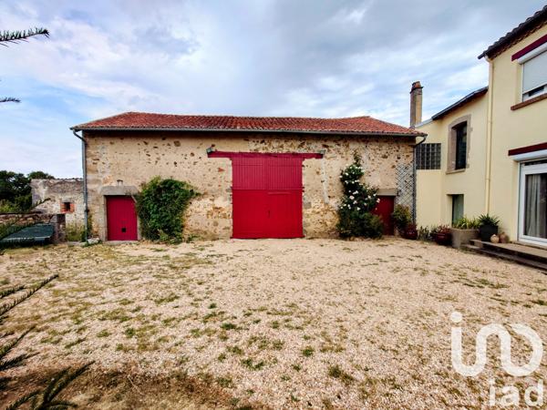 Maison à vendre 10 pièces 248 m² Le Dorat