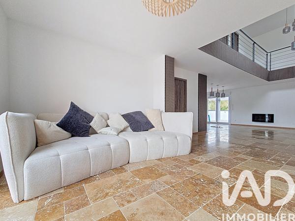 Maison à vendre 5 pièces 118 m² Seuil