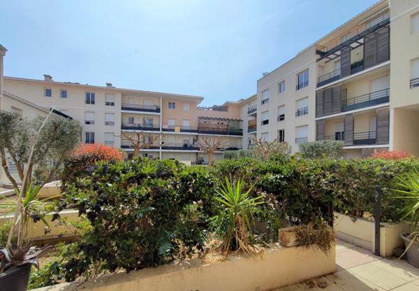 VAR (83) - LA SEYNE SUR MER - STUDIO DE 31,45 M² EN REZ-DE-JARDIN AVEC TERRASSE SUD DE 9 M²