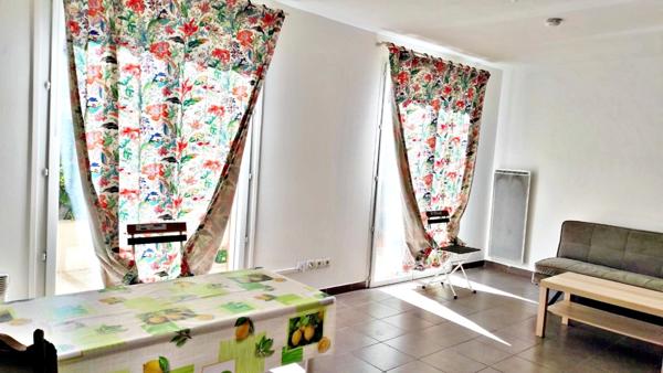 VAR (83) - LA SEYNE SUR MER - STUDIO DE 31,45 M² EN REZ-DE-JARDIN AVEC TERRASSE SUD DE 9 M²