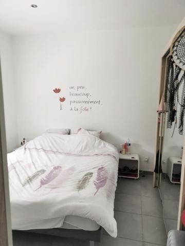 MAISON INDIVIDUELLE DE PLAIN PIED 85 M² - 2 CHAMBRES - TERRASSE - PLACE DE PARKING PRIVATIVE - ARRAS