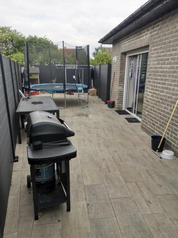 MAISON INDIVIDUELLE DE PLAIN PIED 85 M² - 2 CHAMBRES - TERRASSE - PLACE DE PARKING PRIVATIVE - ARRAS