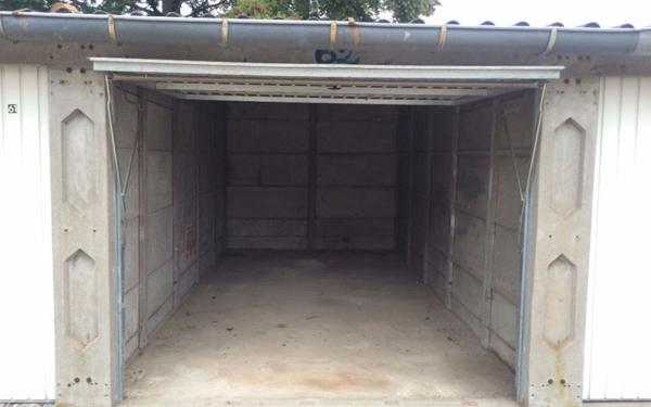 Stationnement à louer    Nevers