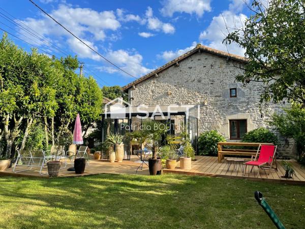 MAGNIFIQUE MAISON EN PIERRE 3 CHAMBRES ET 2 BUREAUX AVEC GRANGE ATTENANTE !