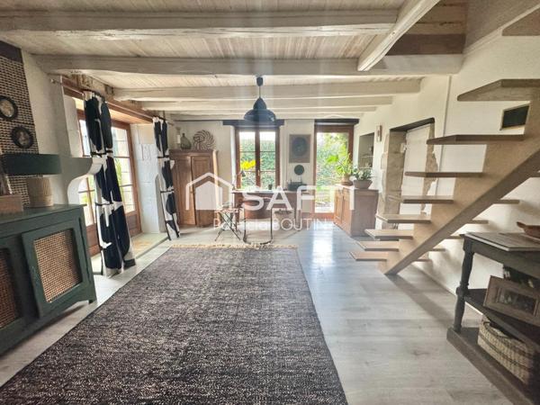 MAGNIFIQUE MAISON EN PIERRE 3 CHAMBRES ET 2 BUREAUX AVEC GRANGE ATTENANTE !