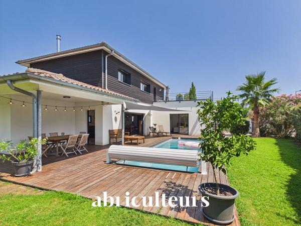 Villa contemporaine de 2018 avec piscine et toit-terrasse Seignosse Bourg